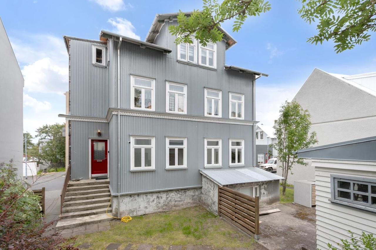 Rustic Retreat In The Center Of Reykjavik Apartment Exterior photo