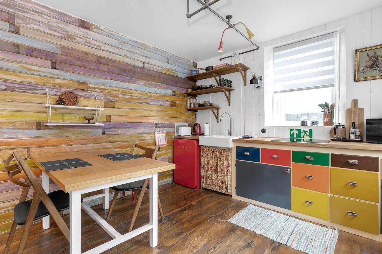 Rustic Retreat In The Center Of Reykjavik Apartment Exterior photo